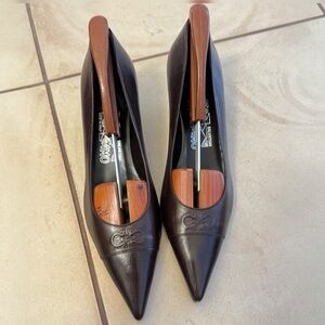 Vintage Salvatore Ferragamo Women’s Carrer Brown Pointed Toe Kitten Heels